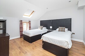 2 Bedroom Apartrment