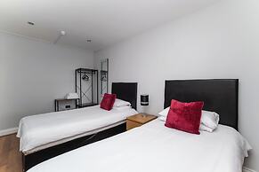 2 Bedroom Apartrment