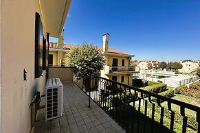 Bibione Escape Cozy Villetta With Pool and Garden