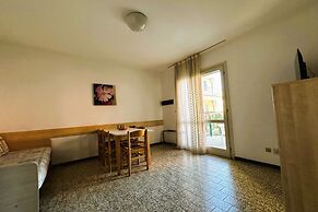 Bibione Escape Cozy Villetta With Pool and Garden