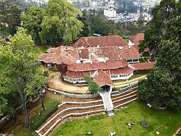The Tredis Heritage by the Lake
