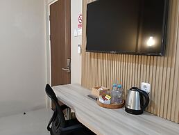 Sunflower Hotel Syariah Near Juanda