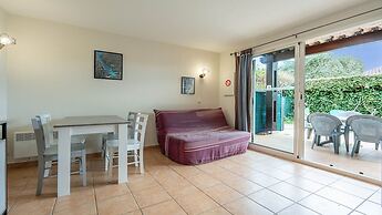 Peaceful Retreat With Pool