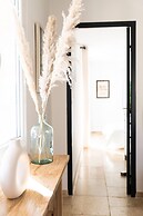 Charming Holiday Home With Private Garden