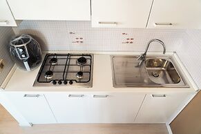 Cozy Flat With Lateral sea View in Bibione