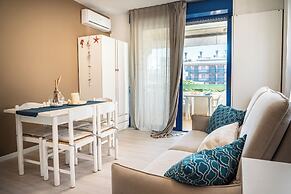 Cozy Flat With Lateral sea View in Bibione