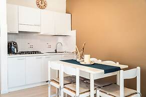 Cozy Flat With Lateral sea View in Bibione