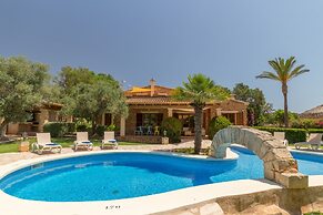 Can Revell Villa With Pool & Jacuzzi