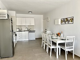 04 AN - Stay Ease Apartment