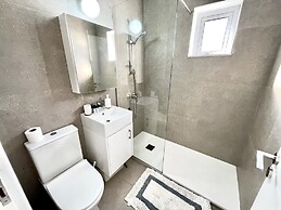 04 AN - Stay Ease Apartment