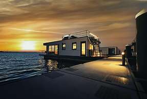 Hausboot am Saaler Bodden, Ribnitz-damgarten