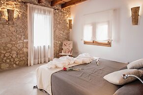 Cozy Mountain-view Villa
