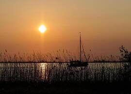 Docklodge Stay by the Water