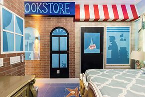 Luxury Mansion w Pool Sleeps 60