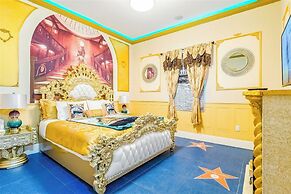 Luxury Mansion w Pool Sleeps 60