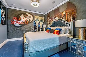 Luxury Mansion w Pool Sleeps 60