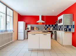 Spacious Home With Beach Access