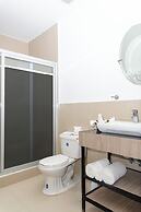 Pickwick Park View Hotel