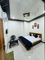 Hotel Nandi INN