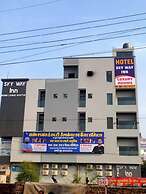 Hotel sky way inn