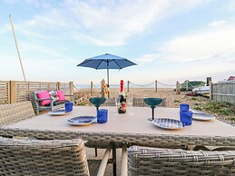 Bucket and Spades- Right on the Beach