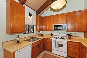 Everwood Serenity Treehouse