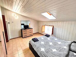 Quiet Two-room Apartment With Parking Space - Casa Montan