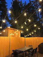 Moonridge Manor Cozy Retreat with Hottub