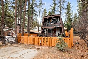 Moonridge Manor Cozy Retreat with Hottub