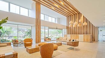 Salguero Suites By HostPro