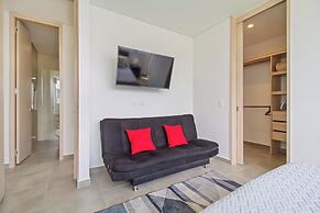 Salguero Suites By HostPro