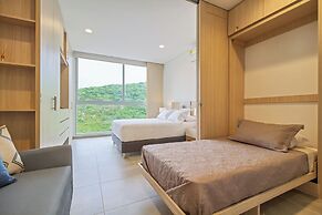 Salguero Suites By HostPro