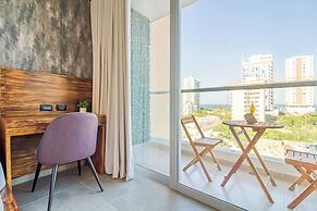 Salguero Suites By HostPro