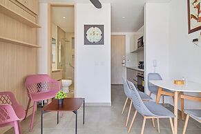 Salguero Suites By HostPro