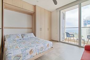 Salguero Suites By HostPro