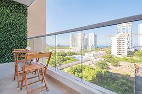 Salguero Suites By HostPro