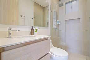 Salguero Suites By HostPro