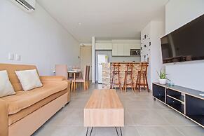 Salguero Suites By HostPro