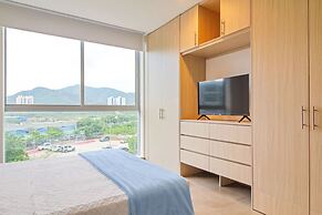 Salguero Suites By HostPro