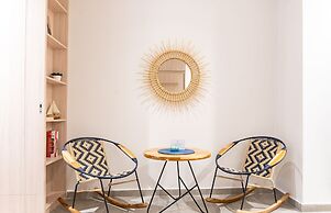 Salguero Suites By HostPro