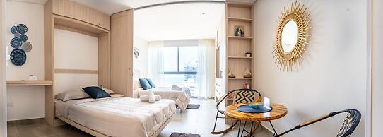 Salguero Suites By HostPro