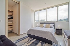 Salguero Suites By HostPro