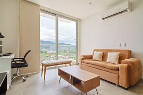 Salguero Suites By HostPro