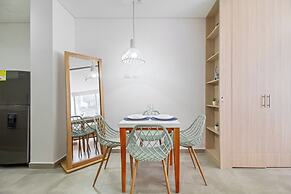 Salguero Suites By HostPro