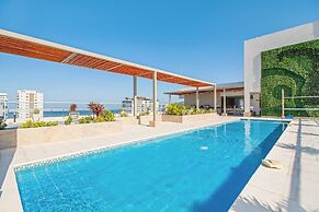 Salguero Suites By HostPro