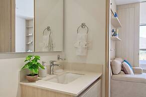 Salguero Suites By HostPro