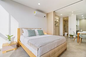 Salguero Suites By HostPro