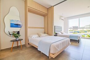 Salguero Suites By HostPro