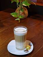 Lucky Monkey Inn & Restaurant