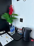 Lucky Monkey Inn & Restaurant